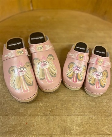 Träskor rosa kurbitsmålad